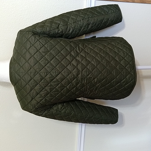 ๐ J. Crew Quilted Jacket - Picture 5 of 12